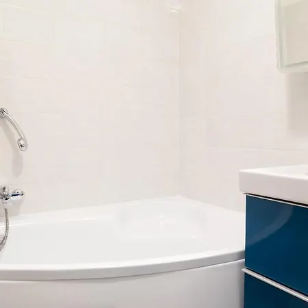 Great Tourist And Business Near Center Apartamento *